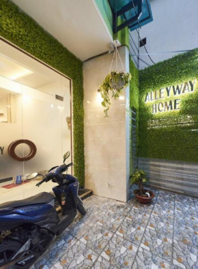 Alleyway home